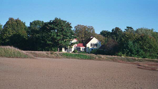 Ross lived in this house beside the 15th hole at Essex County in Massachusetts during the hot Pinehurst summers.