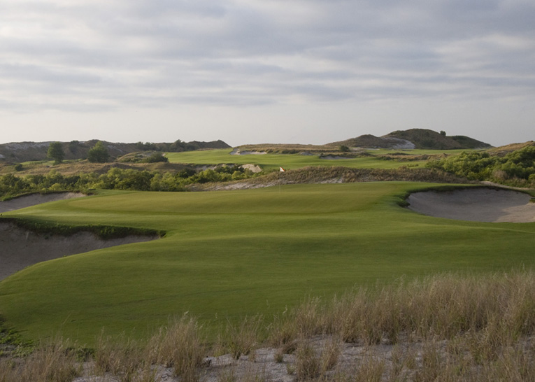 Streamsong is a great example of how golf can be used to enhance the ecological and recreational value of a sandy site, in this case a former Phosphate mine.